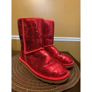 UGG CLASSIC SPARKLE SEQUIN RED LIMITED HOLIDAY EDITION WOMEN SIZE 6 RARE 🔥